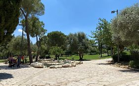 Goodhouse 403 - Pretty Flat Near Mamilla